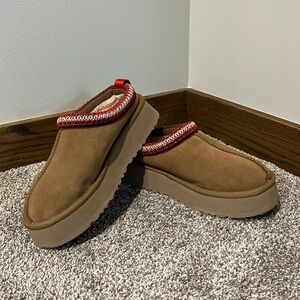 Ugg Tasman Platform Slipper